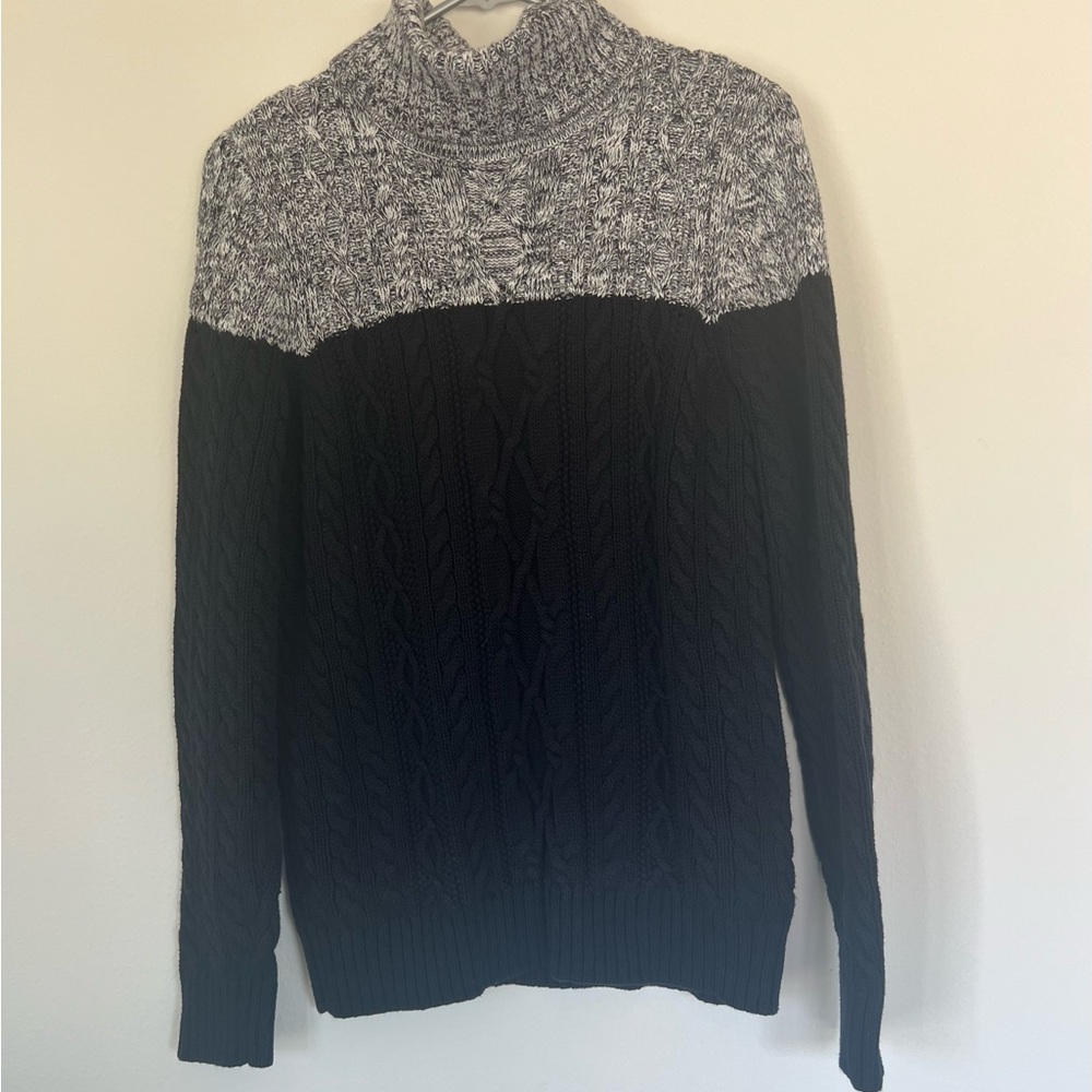 Croft & Barrow Men's Black and Gray Turtleneck Sweater